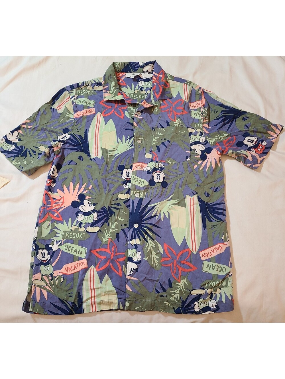 Disney Hawaiian Shirt Mens Sz Small Multicolor Mickey Tiki Tropical Beach GUC